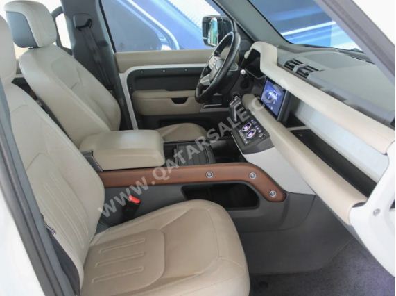 Land Rover Defender 110 HSE 2022 Automatic