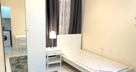 Experience Luxury @ Affordable Rate : Furnished Studio ( Single
